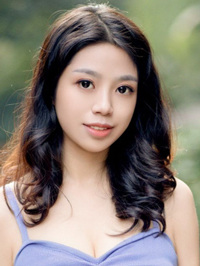 Asian woman Fengjuan (Juan) from Changsha, China