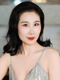 Asian woman Xiaoxiao (Xiao) from Shanghai, China