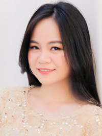 Asian woman Thi Phuong Anh (Anh) from Ho Chi Minh City, Vietnam