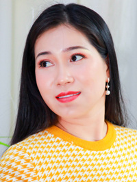 Asian woman Thi Hong Nhung (Nhung) from Ho Chi Minh City, Vietnam