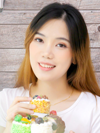 Asian woman Thi To Yen (Yen) from Ho Chi Minh City, Vietnam