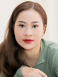 Asian woman Thi Ngoc Linh (Linh) from Ho Chi Minh City, Vietnam