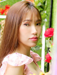 Asian woman Kim Ngan (Ngan) from Ho Chi Minh City, Vietnam