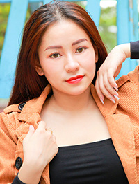 Asian woman Thi Thu Trang (Trang) from Ho Chi Minh City, Vietnam
