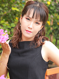 Asian woman Nguyen Thao Trinh (Trinh) from Ho Chi Minh City, Vietnam