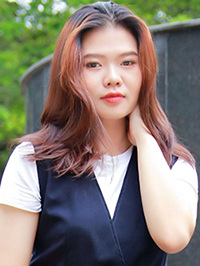 Asian woman Le Linh Dan (Dan) from Ho Chi Minh City, Vietnam