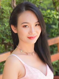 Asian woman Thi Xinh (Xinh) from Ho Chi Minh City, Vietnam