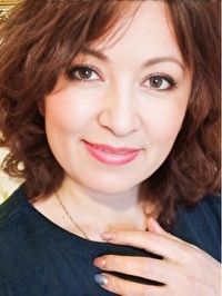 Latin single Cecilia from La Mesa, Colombia