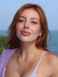 Latin single Bruna from Porto Alegre, Brazil