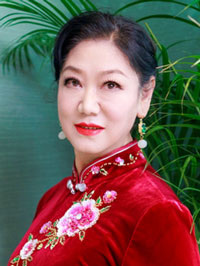 Asian woman Lanfeng (Feng) from Handan, China