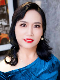 Asian woman Caixia (Xia) from Handan, China