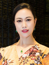 Asian woman Fengmei (Mei) from Handan, China