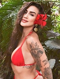 Latin single Luana from Belo Horizonte, Brazil