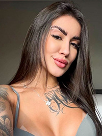 Latin single Luana from Belo Horizonte, Brazil