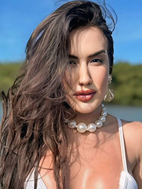 Latin single Luana from Belo Horizonte, Brazil