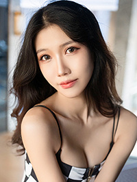 Asian woman Jiale (Le) from Taiyuan, China