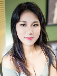 Asian woman Li (Li) from Chongqing, China