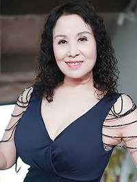 Asian woman Suqin (Qin) from Zhengzhou, China