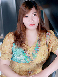 Asian woman Xiaojiao (Jiao) from Zhengzhou, China