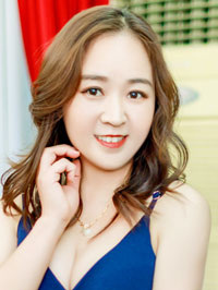 Asian woman Nana (Na) from Binhe, China
