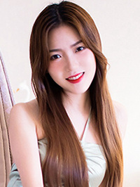 Asian woman Yingchu (Chu) from Fengcheng, China