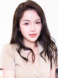 Asian woman Zhen (Zhen) from Xi'an, China