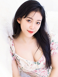 Asian woman Minfeng (Feng) from Fuzhou, China