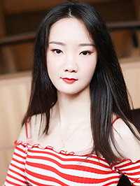 Asian woman Xinyuan (Yuan) from Zhengzhou, China