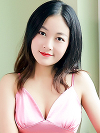 Asian woman Yuting (Ting) from Jingdezhen, China