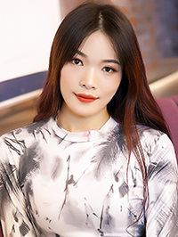 Asian woman Jinjin (Jin) from Zhengzhou, China