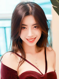 Asian woman Qingmei (Mei) from Chengdu, China