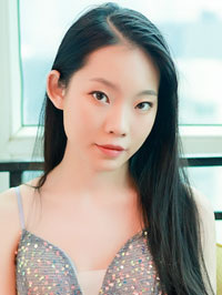 Asian woman Ting (Ting) from Gongchang, China