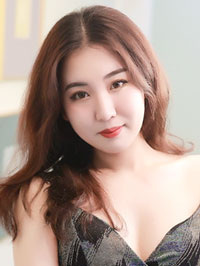 Asian woman Ziqian (Qian) from Handan, China