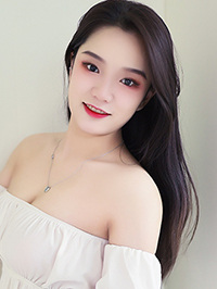 Asian woman Xing (Xing) from Chengdu, China