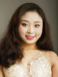 Asian woman Lamu (Mu) from Chengdu, China