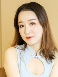 Asian woman Jie (Jie) from Yibin, China