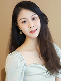 Asian woman Ruixue (Xue) from Ziyang, China