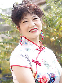 Asian single Xiaoqing (Qing) from Zhengzhou, China