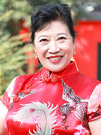 Asian woman Fengchun (Chun) from Zhengzhou, China