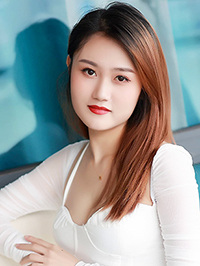 Asian woman Chengcheng (Cheng) from Chongqing, China