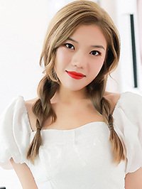 Asian woman Lian (Lian) from Chongqing, China