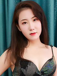Asian woman Yufan (Fan) from Zunhua, China