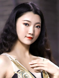 Asian woman Yadan (Dan) from Luohe, China