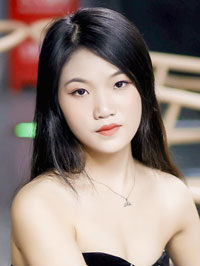 Asian woman Yajing (Jing) from Zhengzhou, China