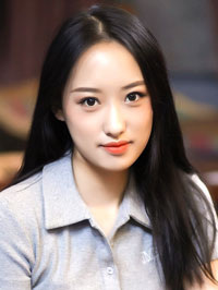 Asian woman Yujia (Jia) from Zhengzhou, China