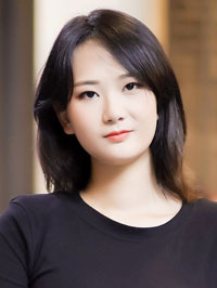 Asian woman Yulu (Lu) from Zhengzhou, China