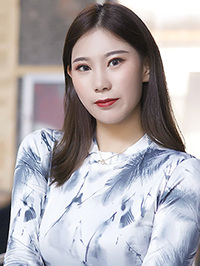Asian woman Yadan (Dan) from Zhengzhou, China