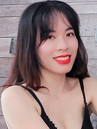 Asian woman Thi Thuy (Thuy) from Ho Chi Minh City, Vietnam