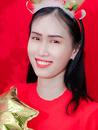 Asian woman Ngoc Phuong Khanh (Khanh) from Ho Chi Minh City, Vietnam