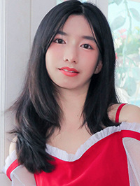 Asian woman Thi Le Thuy (Thuy) from Ho Chi Minh City, Vietnam